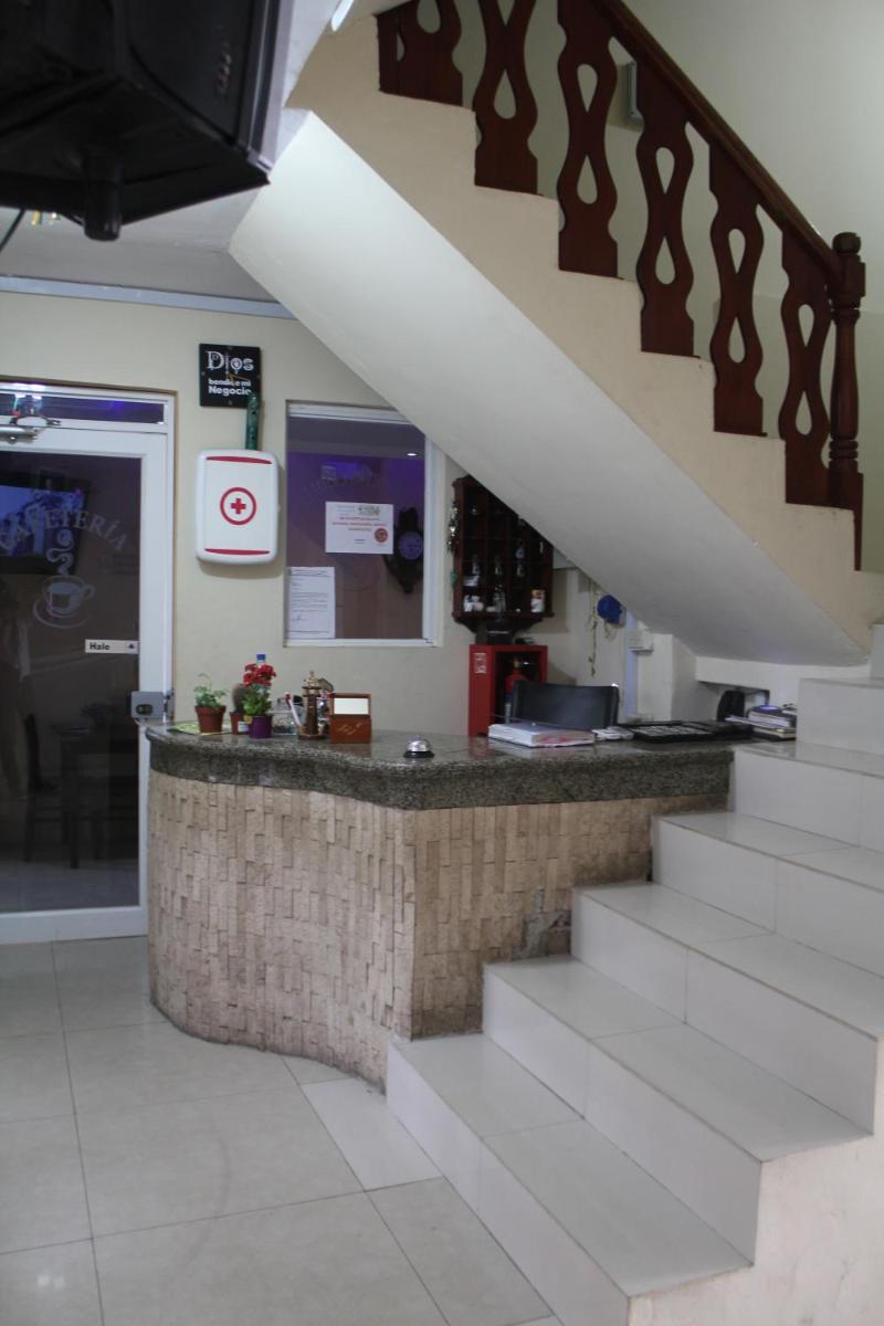 Hostal Rosa Mar - Housity