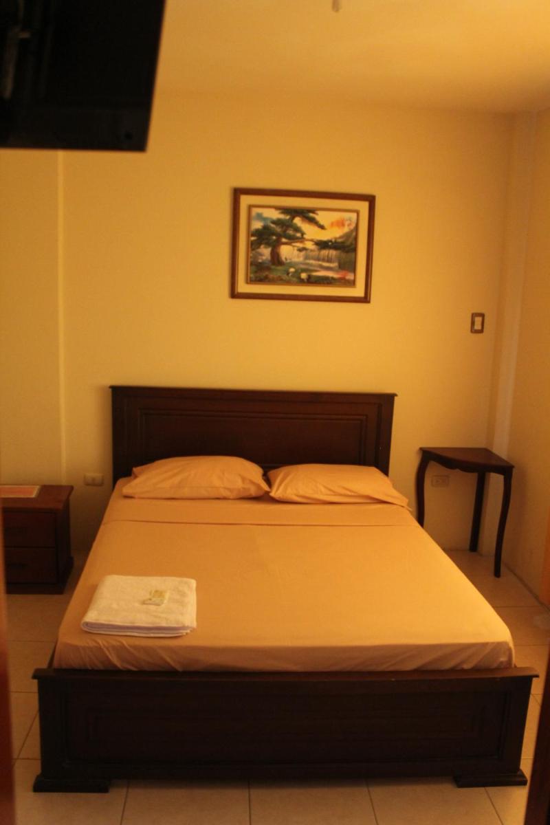 Hostal Rosa Mar - Housity