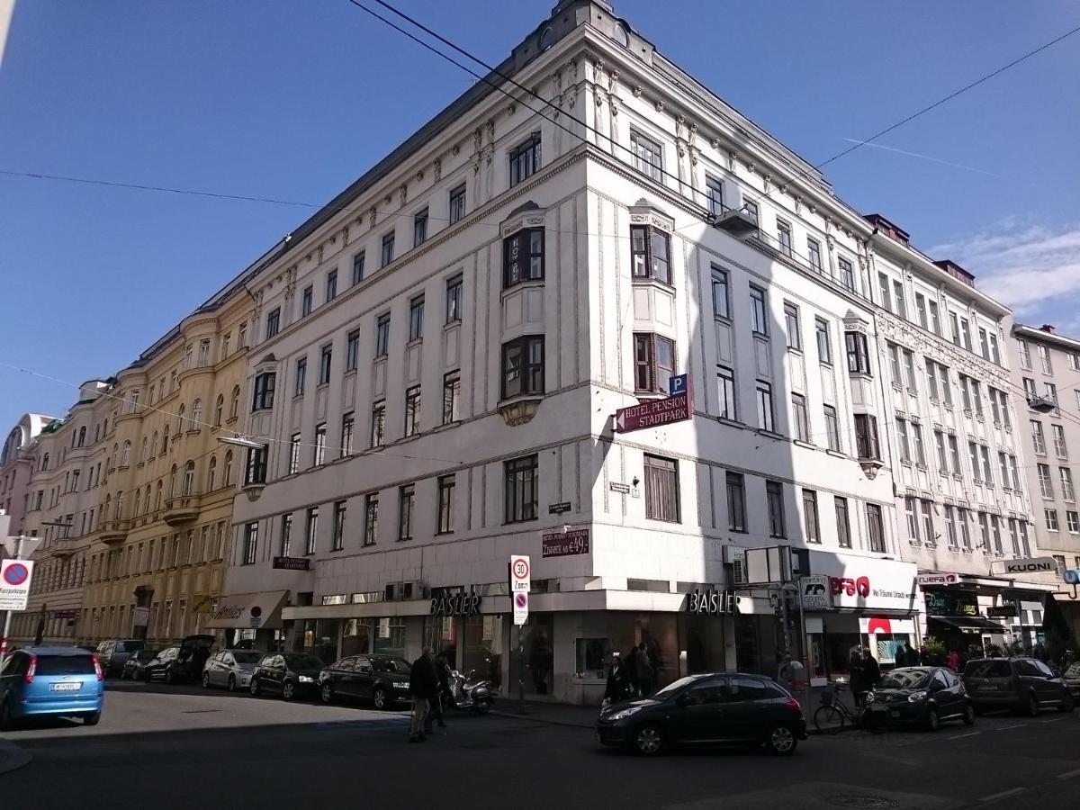 Hotel Stadtpark - Housity