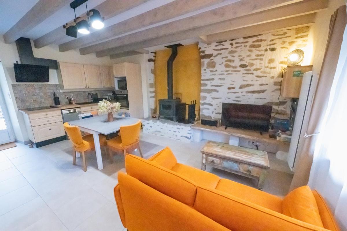 Gîte Youna - Nature et charme breton entre Lizio et Josselin - Housity