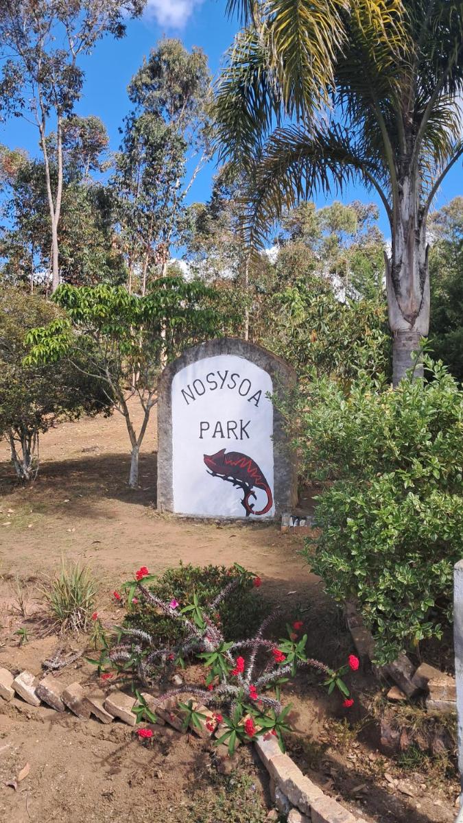 Le Chateau du Lac de Mantasoa - Housity