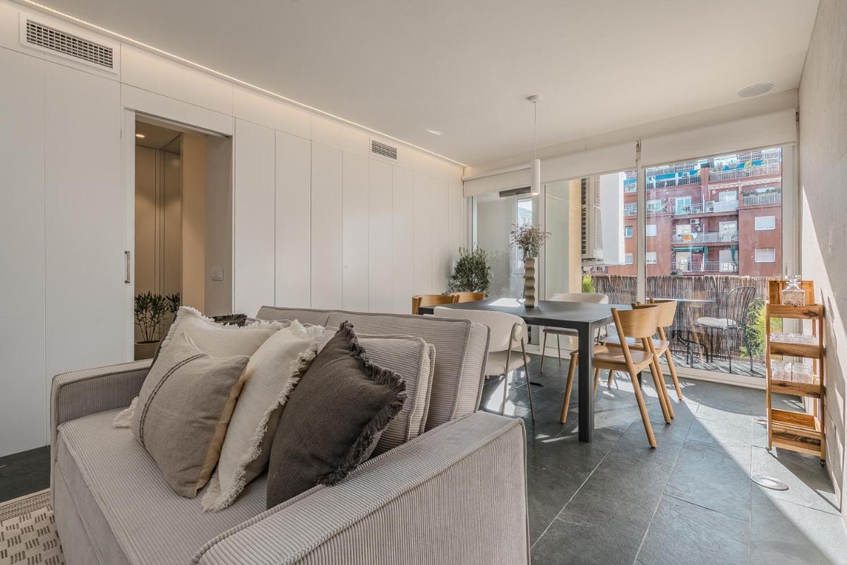 Sant Joan Design Apartment - Housity