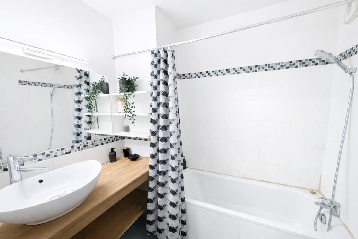 Charme et Passion By UTA HOUSE - Housity
