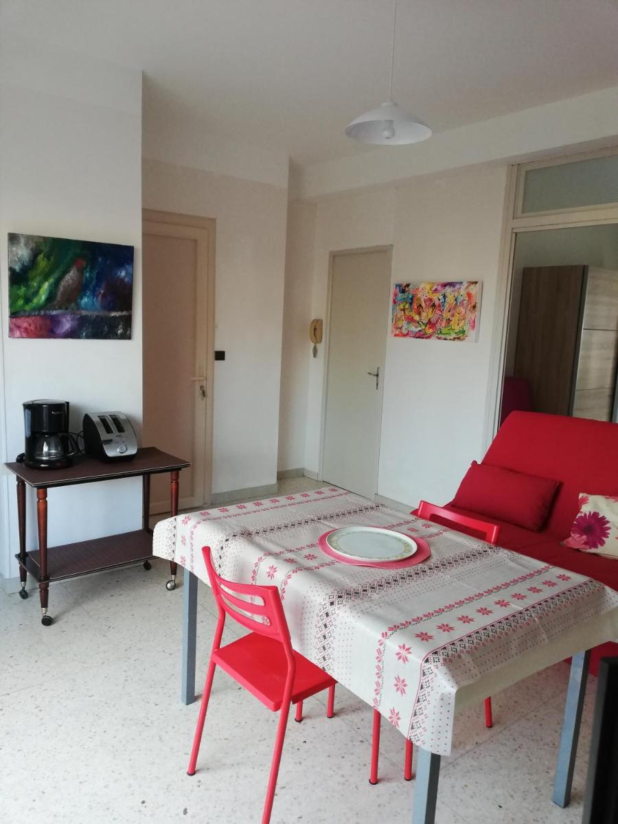 Chez Mi, centre ville, parking gratuit - Housity