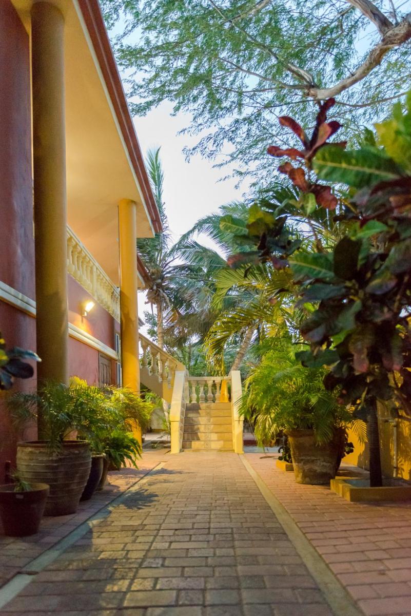 Suitetrails - Aruba Surfside Marina