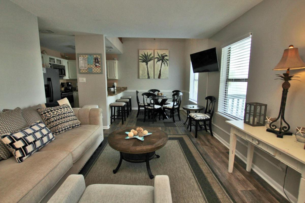 Ocean Reef 304 by Youngs Suncoast - Housity