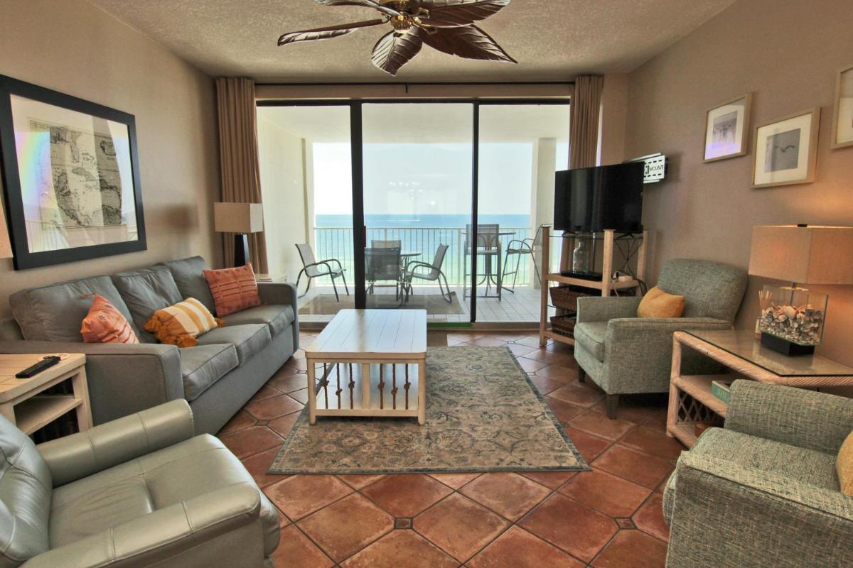 Pelican Pointe 803 - Housity