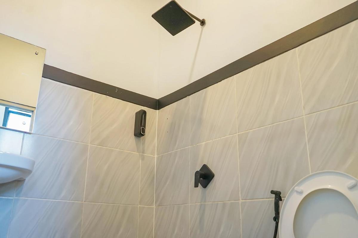 Urbanview Hotel Aloevera Pontianak by RedDoorz - Housity