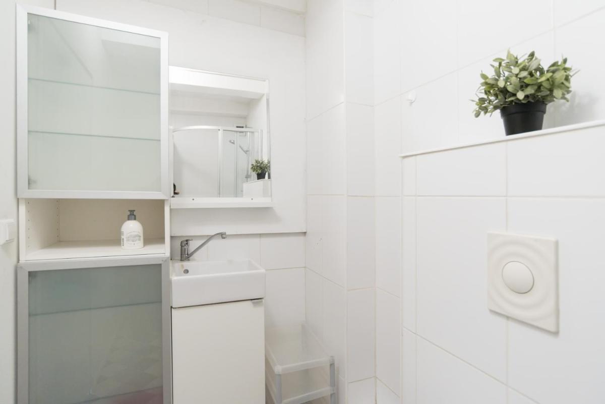 Suitetrails - Lil' Dutch Studio