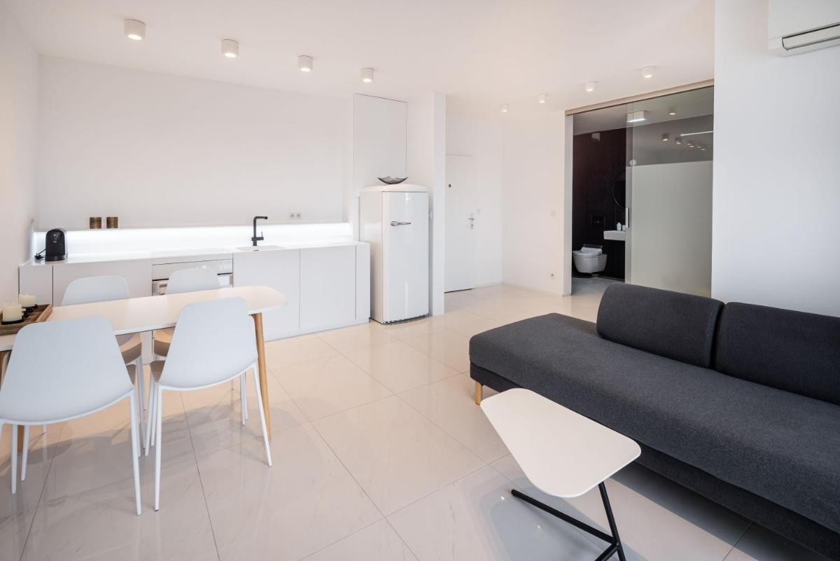 City Center Aupark Apartment - Housity