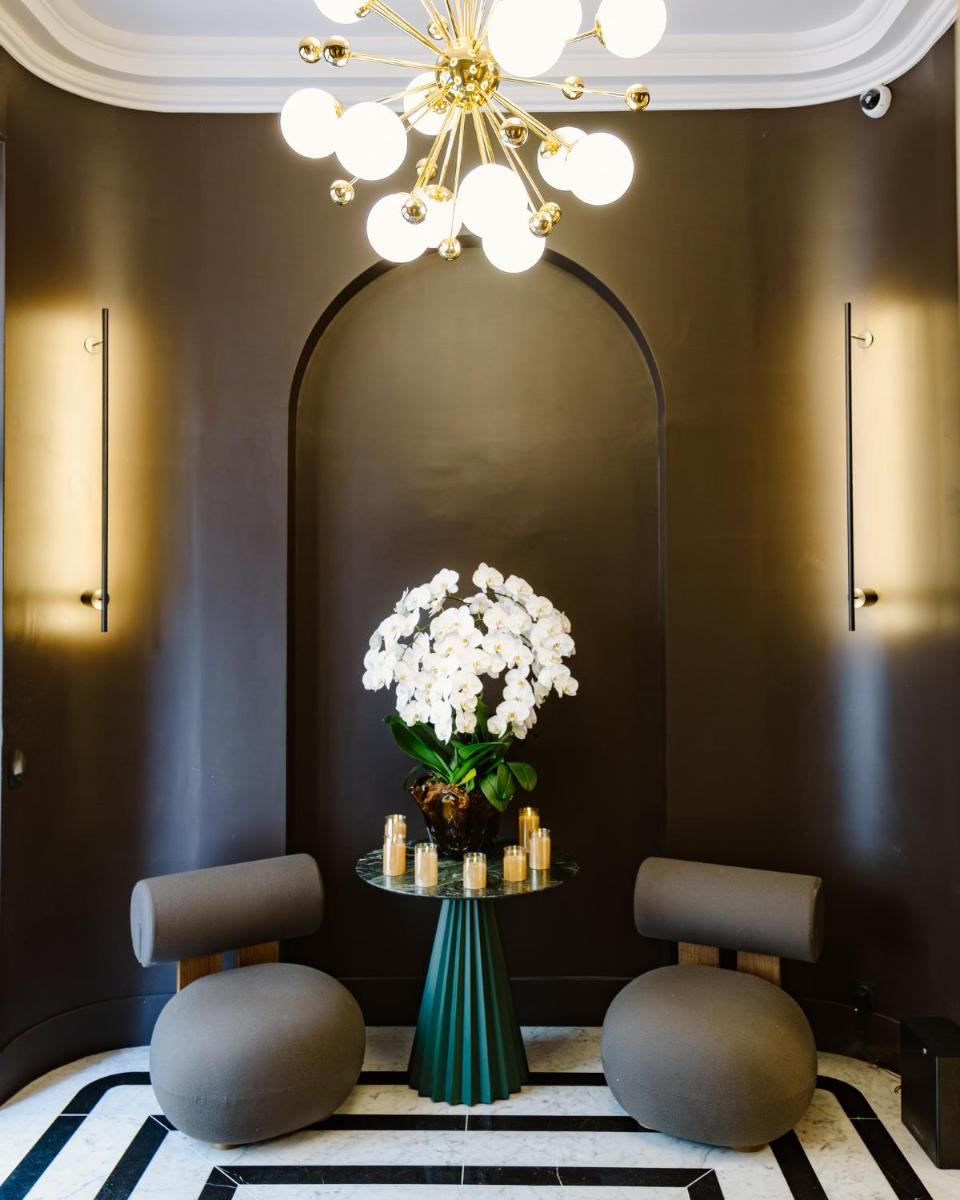 Coin salon dans l'établissement Hôtel Artemisia Montmartre