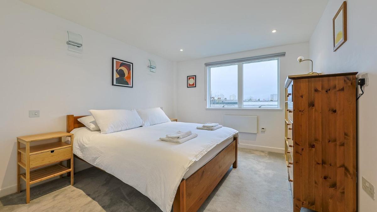 Central Brixton Apartment - Pass the Keys - Housity