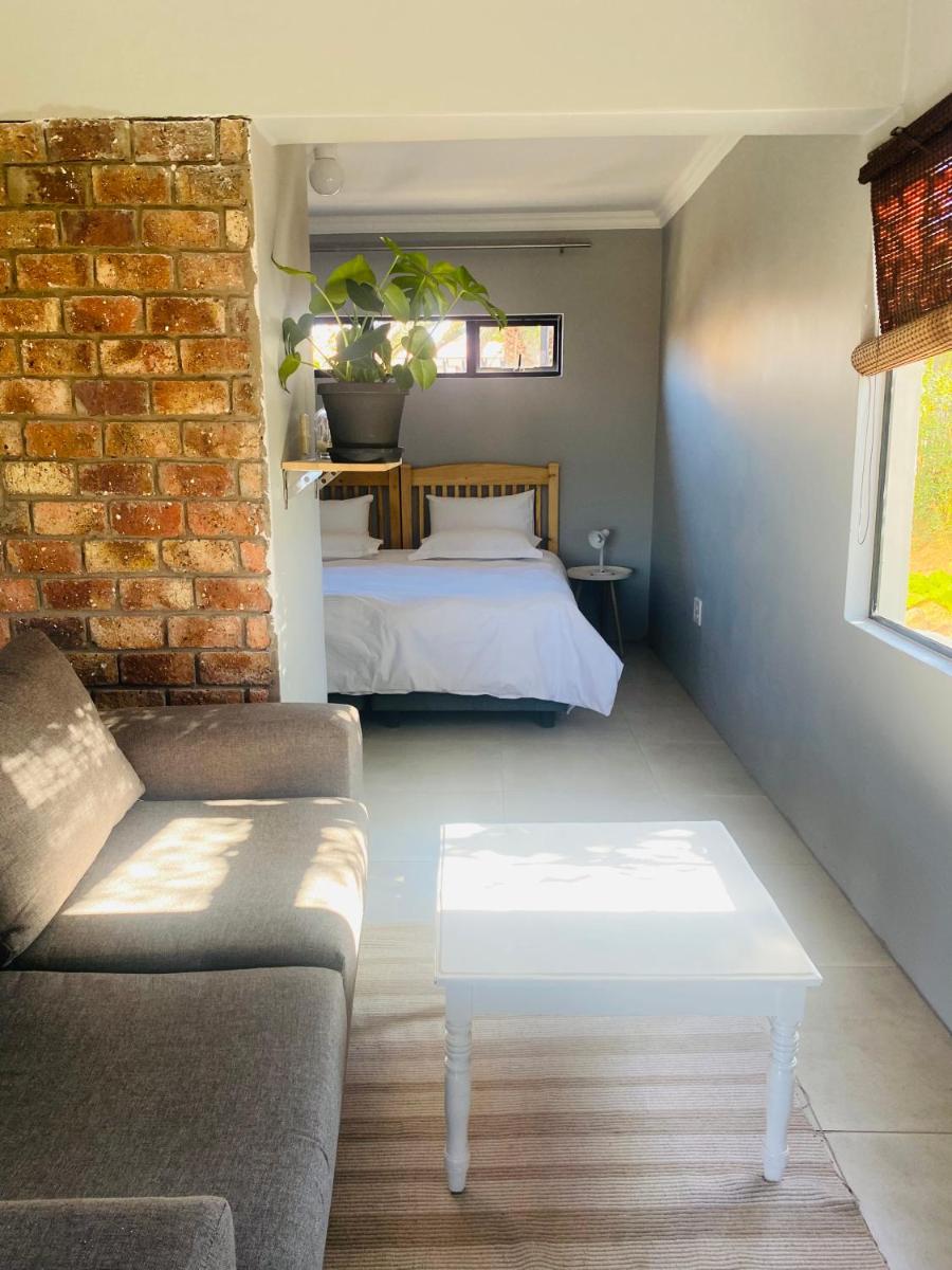 Pule's Home - Housity