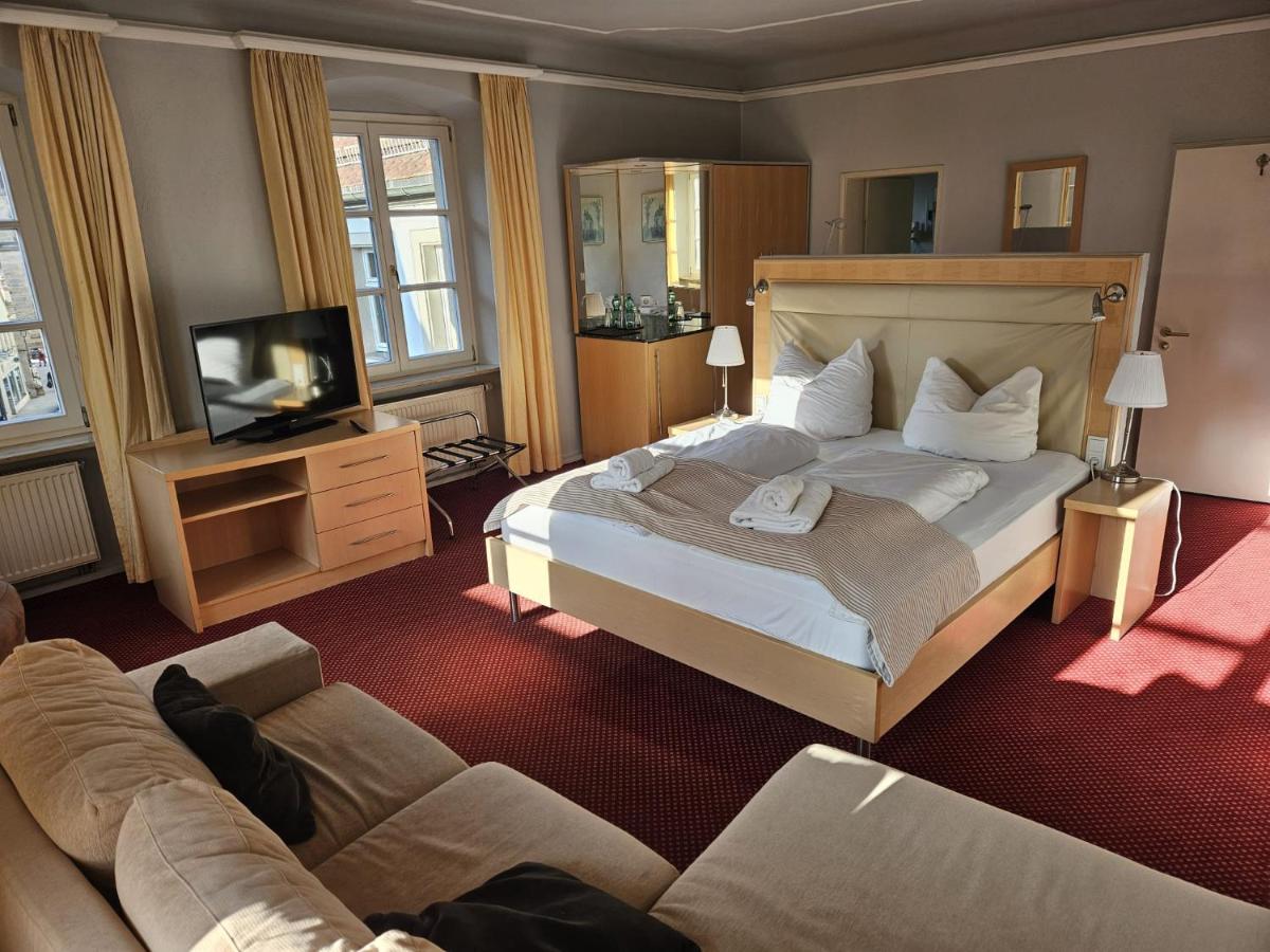 Hotel Rose - Housity