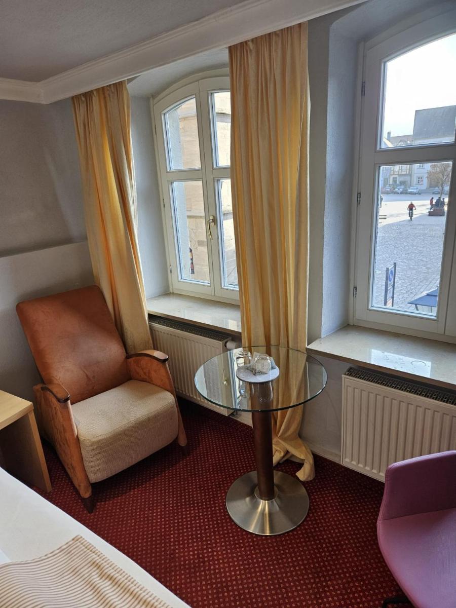 Hotel Rose - Housity