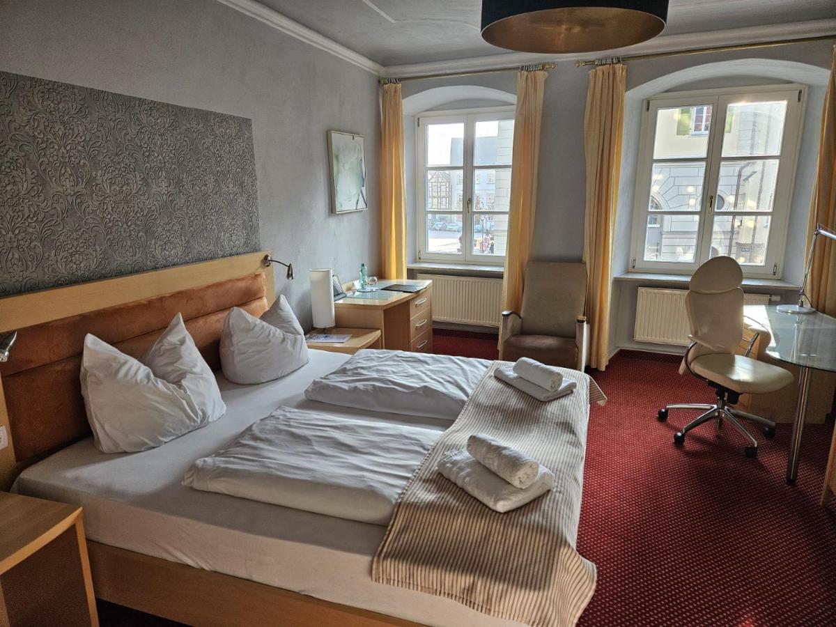 Hotel Rose - Housity