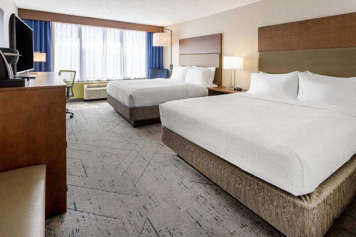 Holiday Inn Express & Suites Ft. Washington - Philadelphia, an IHG Hotel - Housity