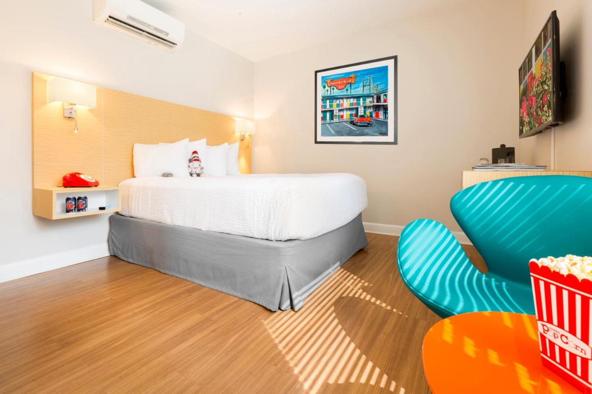 The Thunderbird Inn - Housity