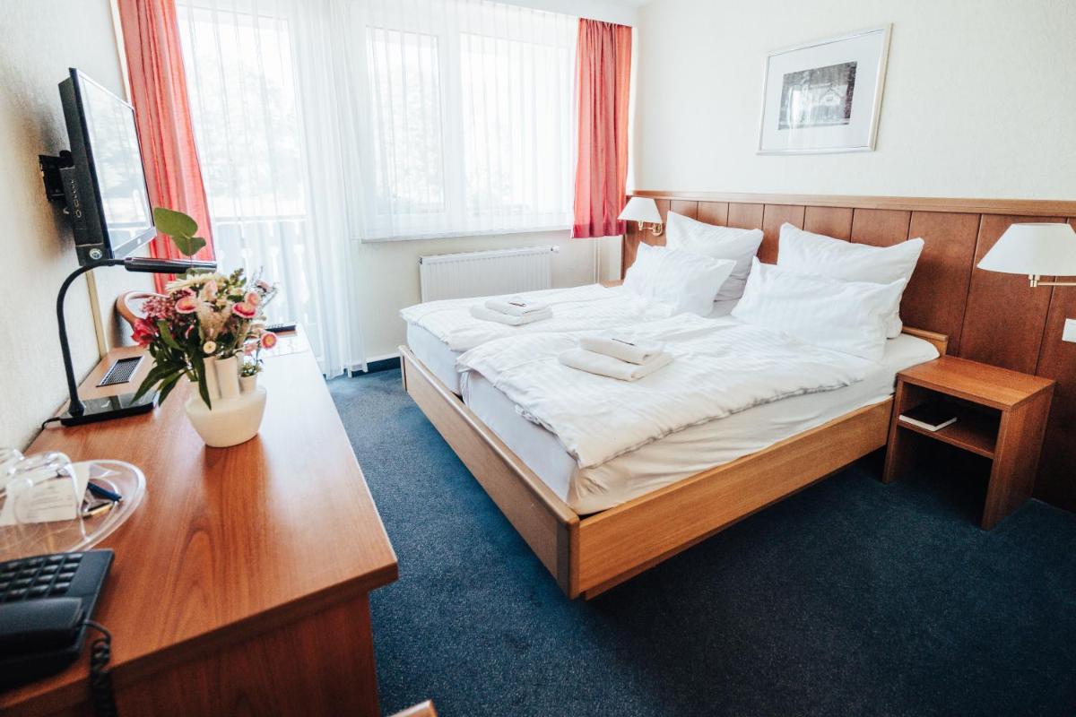 Hotel Am Schlossberg - Housity