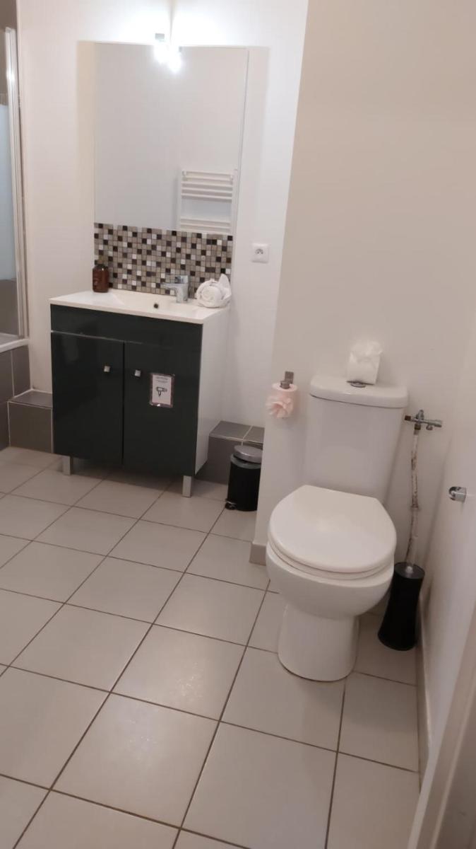 Yoda World - Proche Disneyland Paris - Housity