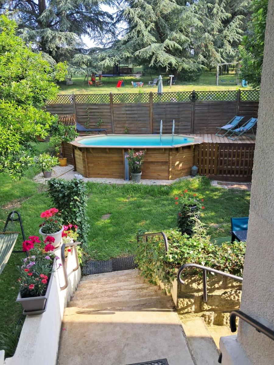 Domaine le Manoir, gîtes de charme et de caractère avec piscines privatisées et spa nordique - Housity