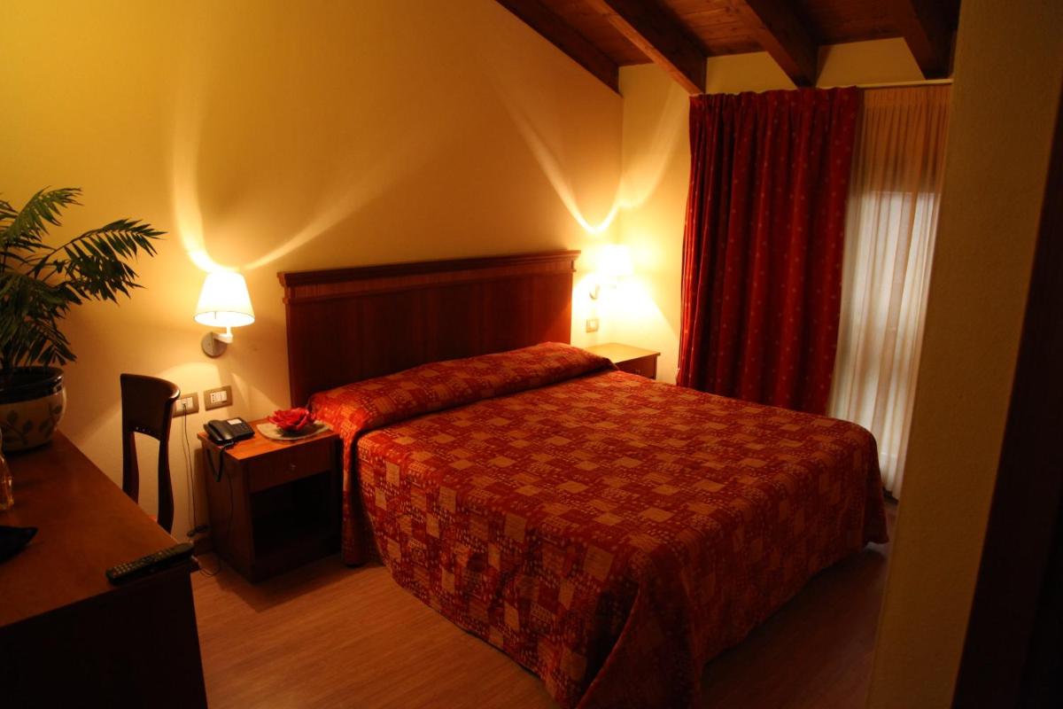 Hotel Il Borghetto - Housity
