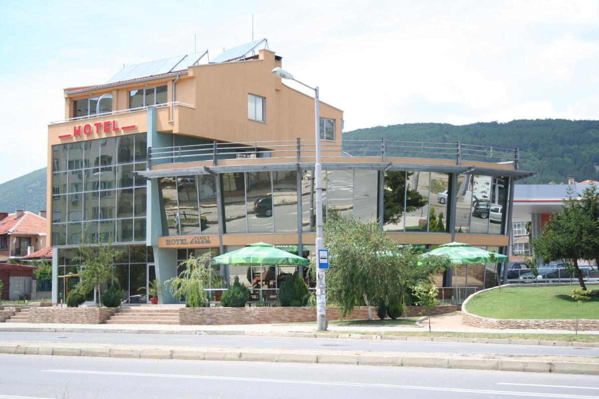 Dream Hotel - Housity