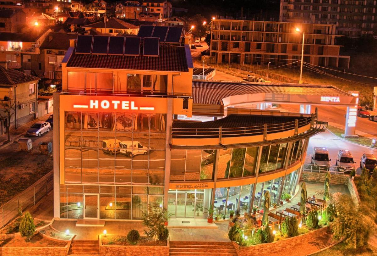 Dream Hotel - Housity