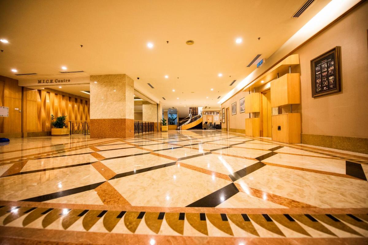 Bayview Hotel Melaka - Housity