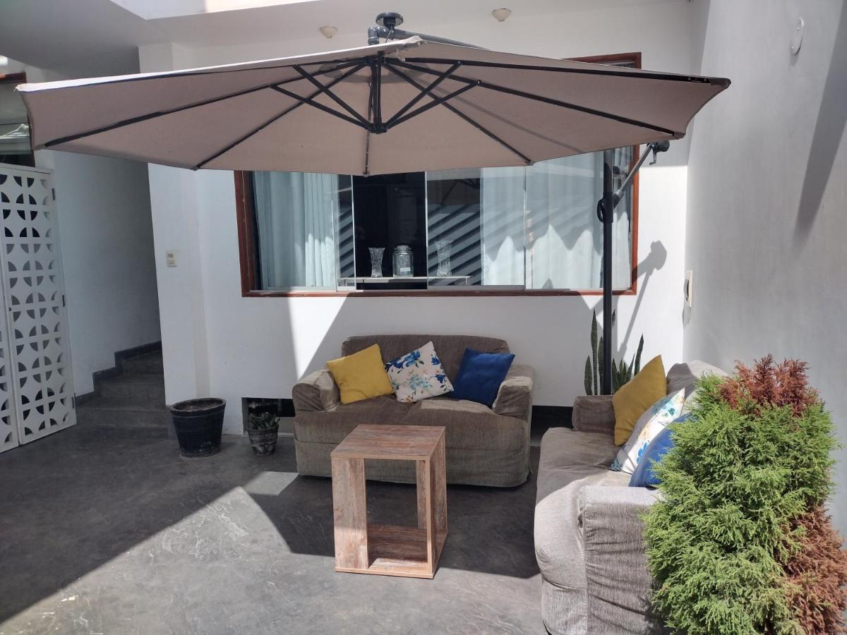 Kangaroo Wasi Airport Bed & Breakfast - Housity