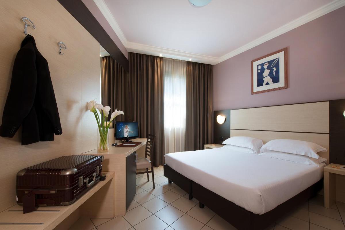 CDH Hotel La Spezia - Housity