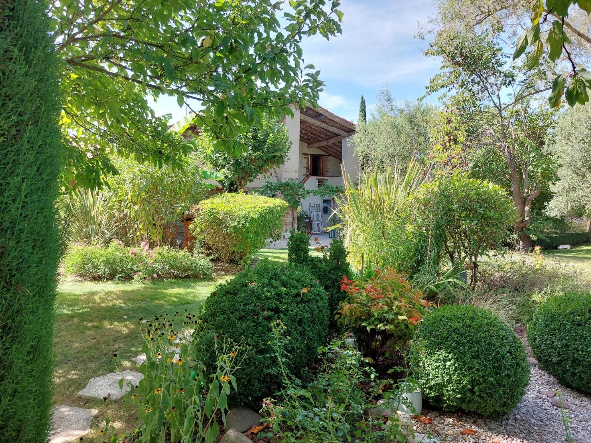 Le Clos de Saint Amour - Housity