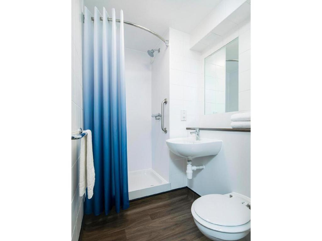 Travelodge Caterham Whyteleafe - Housity