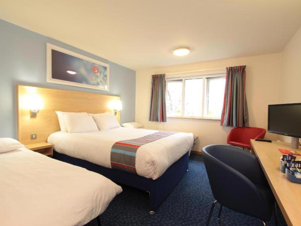 Travelodge St. Clears Carmarthen - Housity