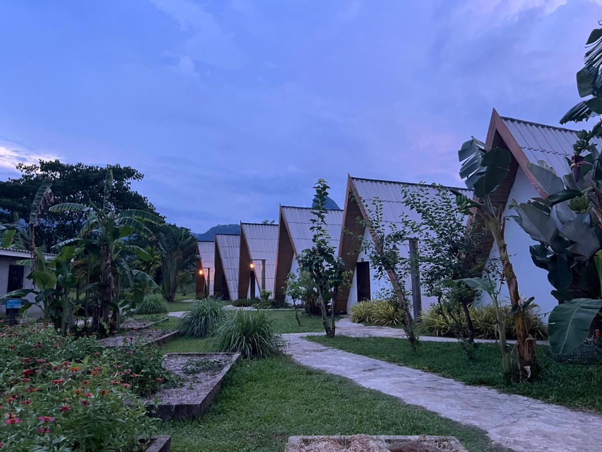 Vangvieng Angsavanh Resort - Housity