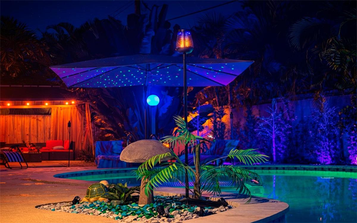Garden of Manors - Men Only Clothing Optional Boutique Guesthouse in Florida - Housity