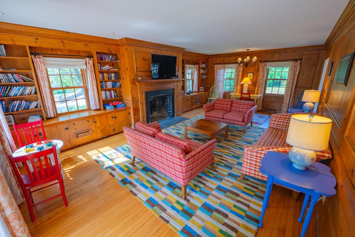 The Colony Hotel Kennebunkport - Housity