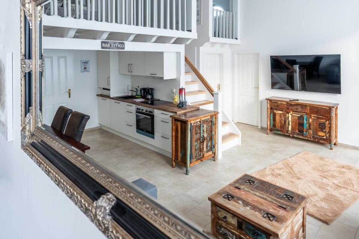 Villa Backstein OBO19 - Hizvo