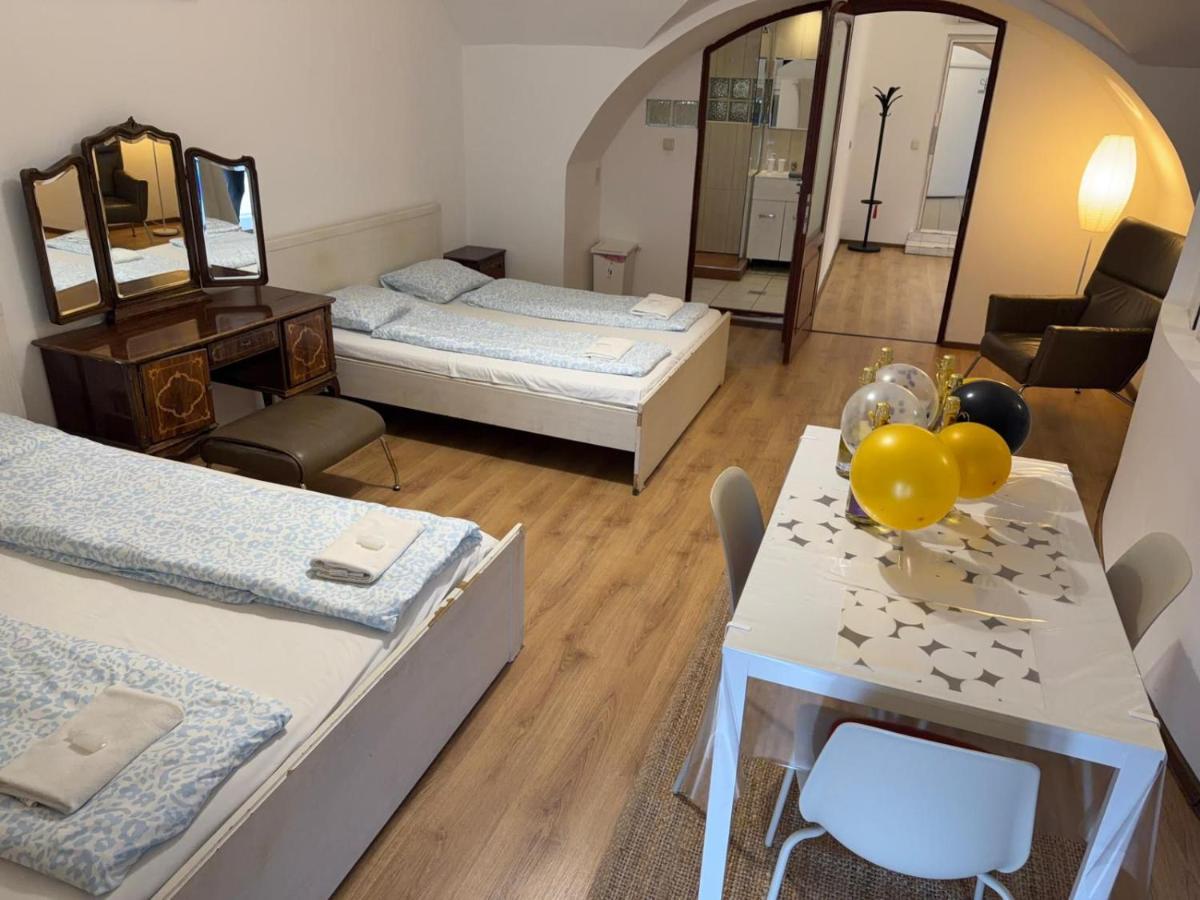 Travel Inn Apartments - Housity