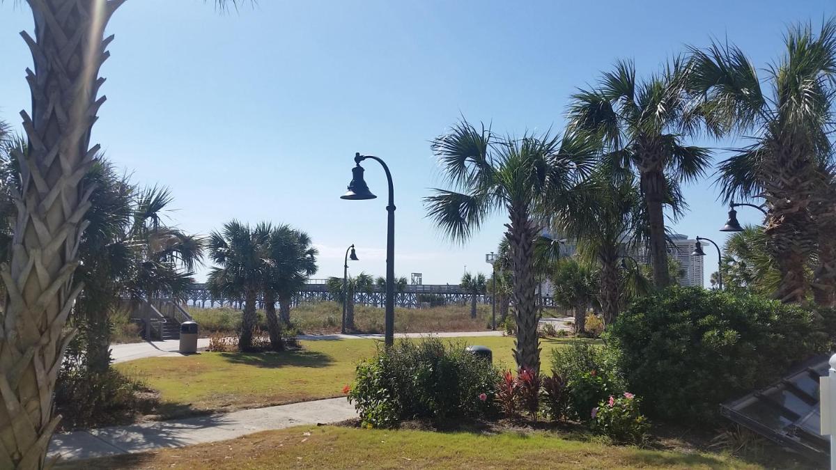 Windsurfer Hotel - Housity