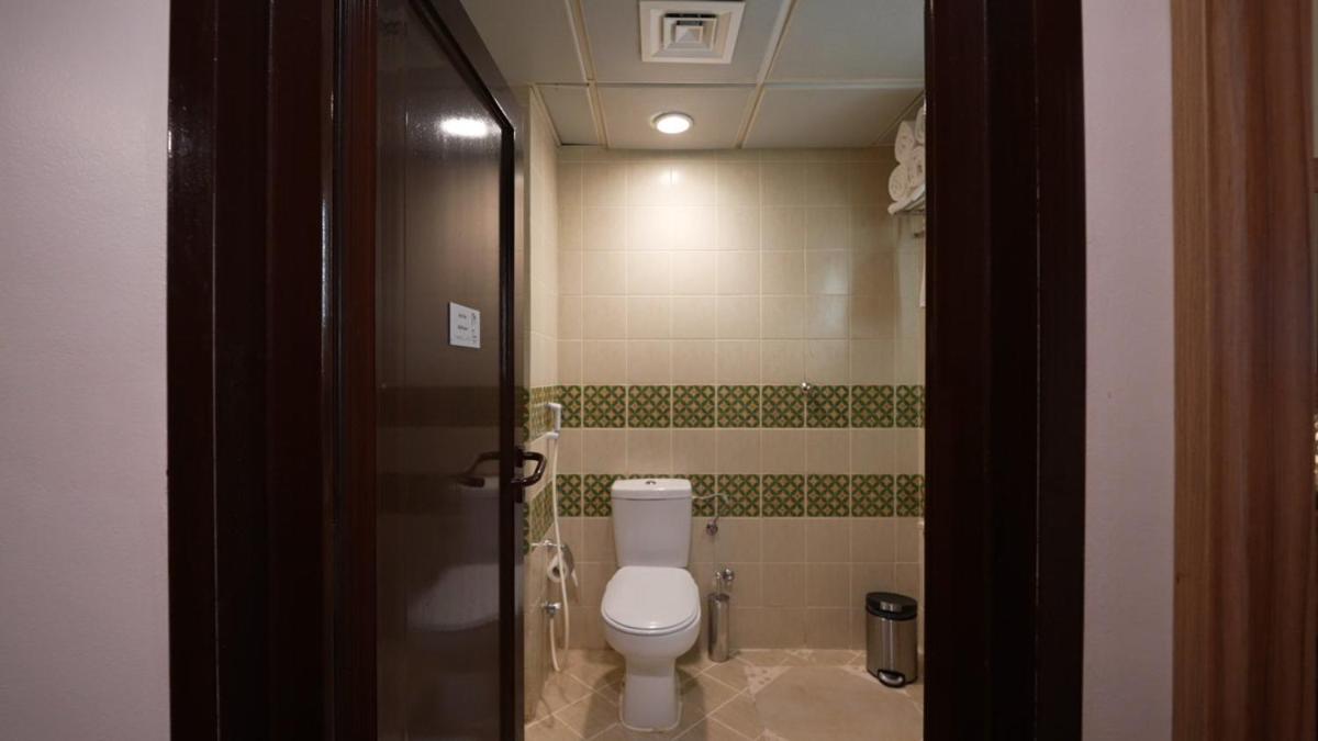 Artal International Hotel - Housity