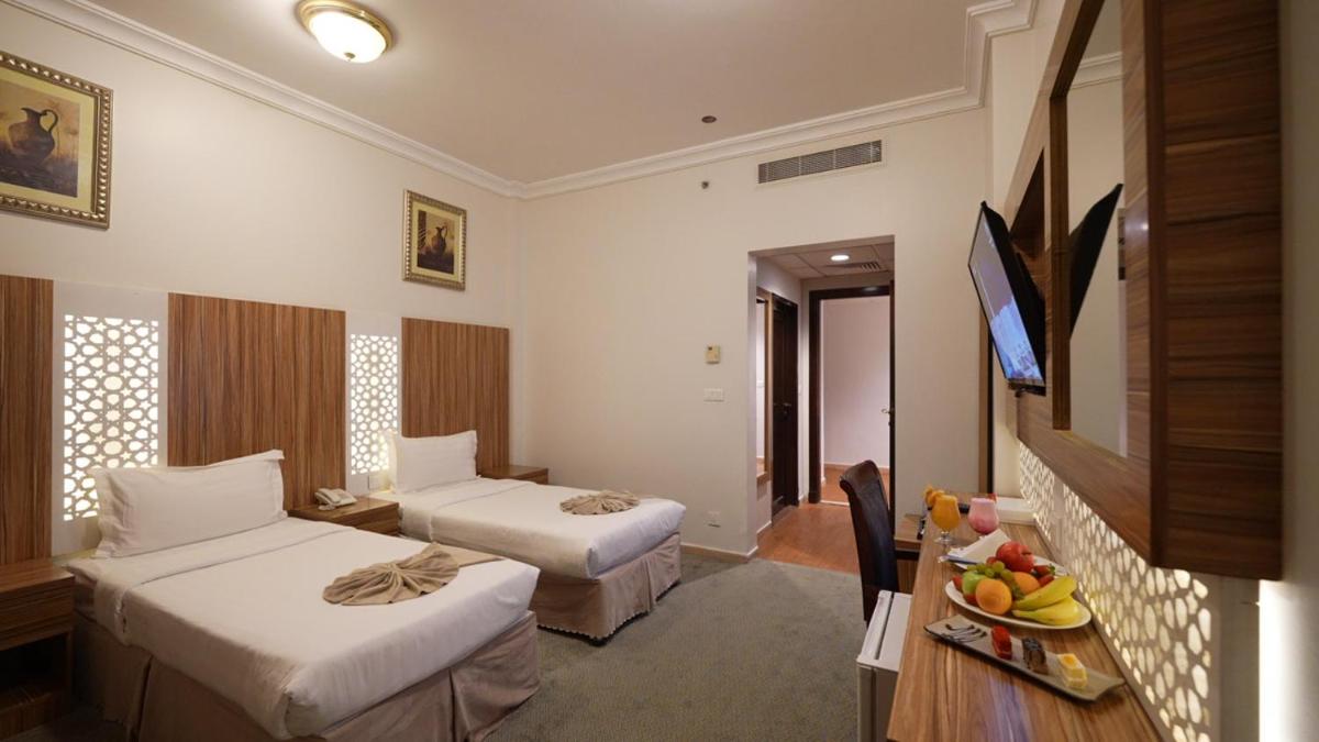 Artal International Hotel - Housity
