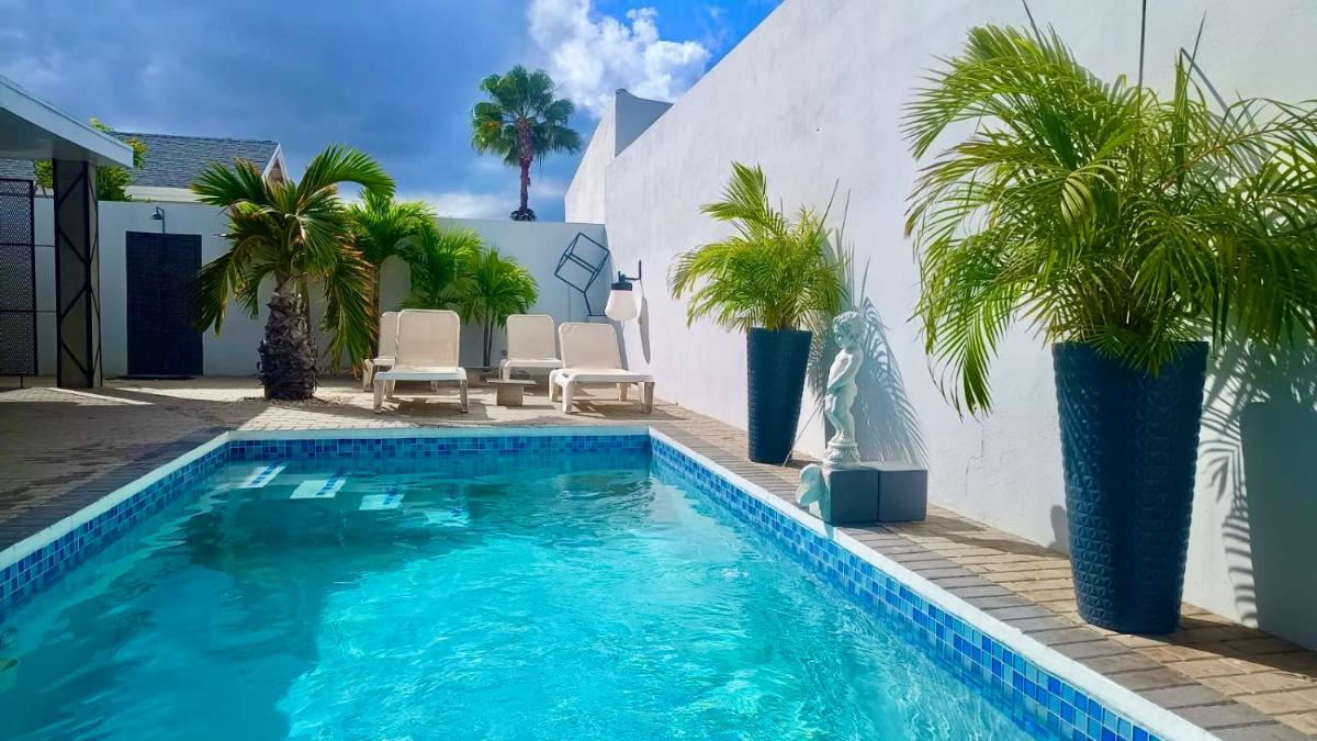 Studios 11and11Aruba - Housity