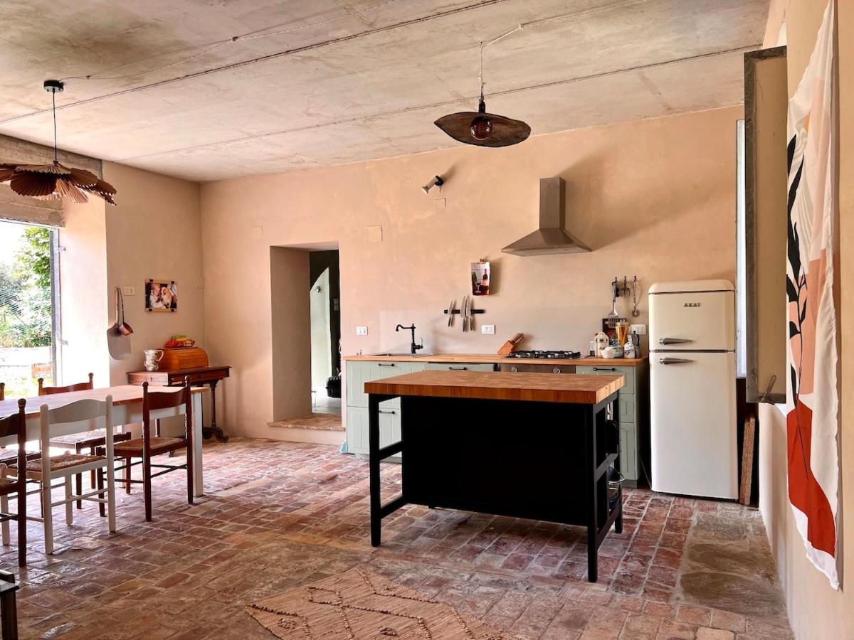Rustic house with great views of the mountains - Housity