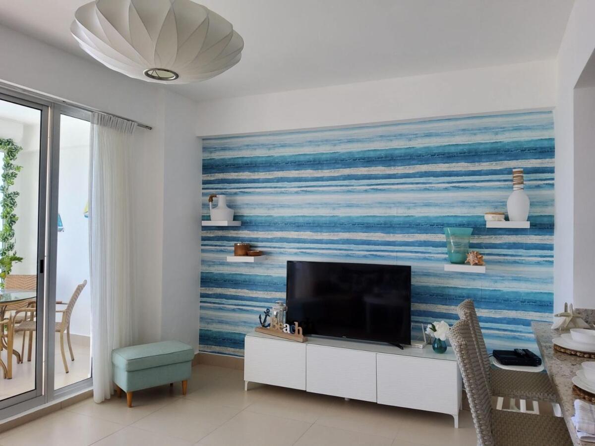 Beach Front Condo! - Housity
