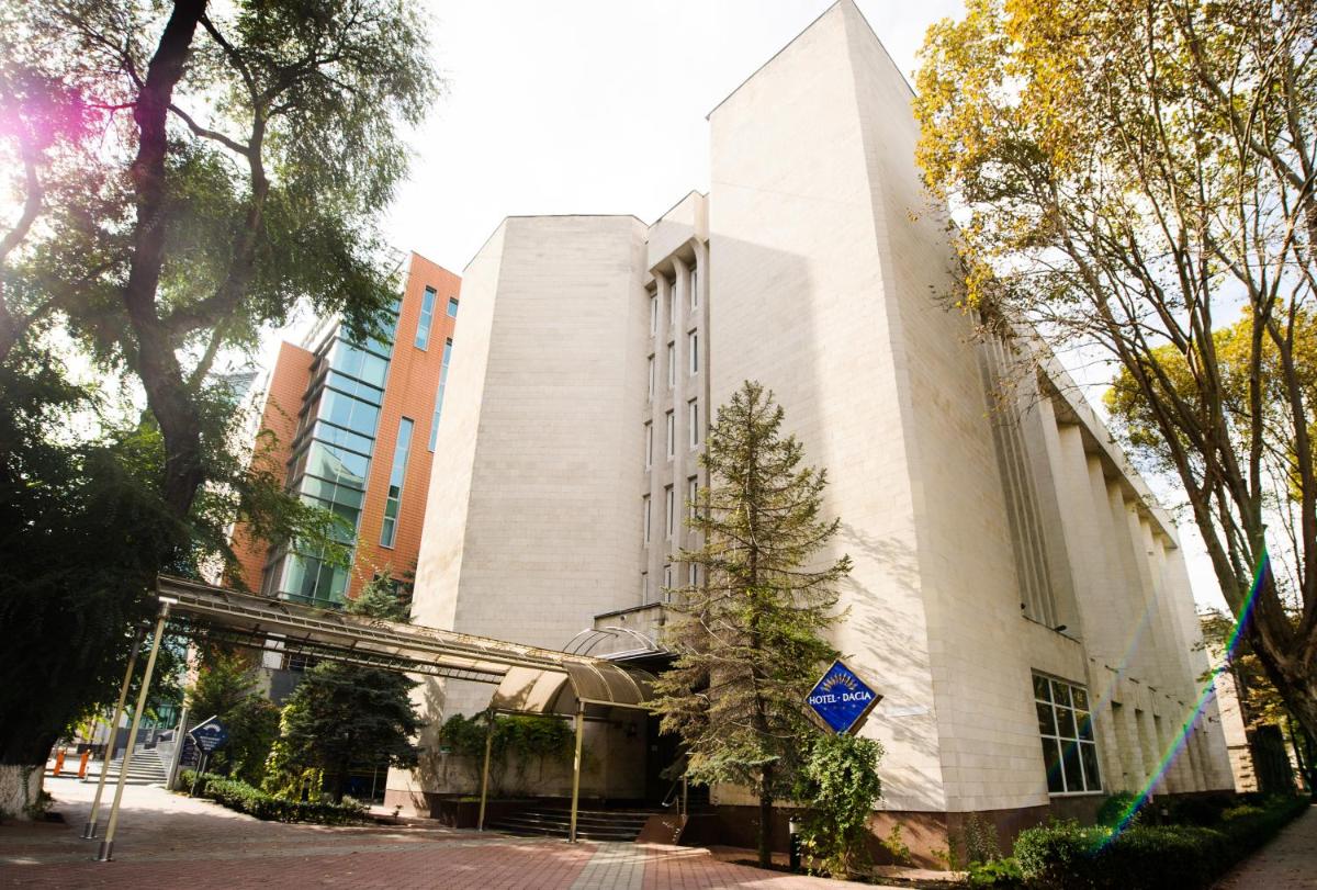 Dacia Hotel - Housity