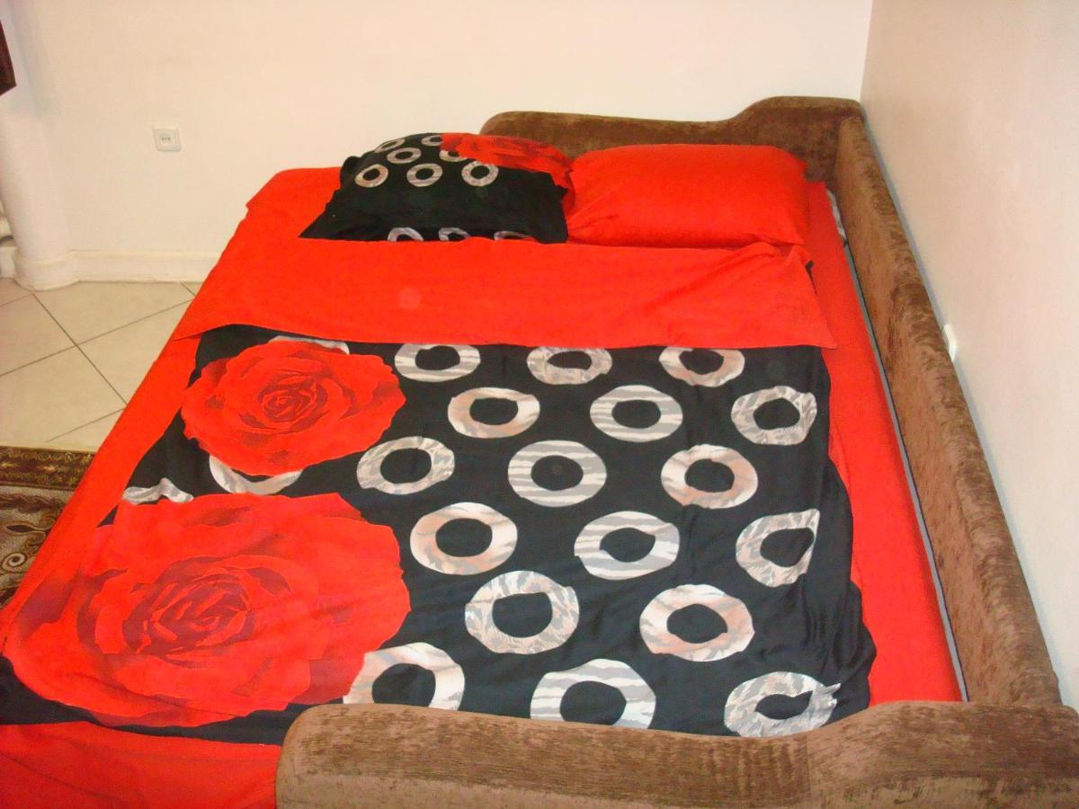 Apartment on Privokzalnaya 2/1 - Housity