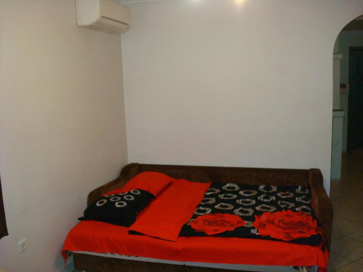 Apartment on Privokzalnaya 2/1 - Housity
