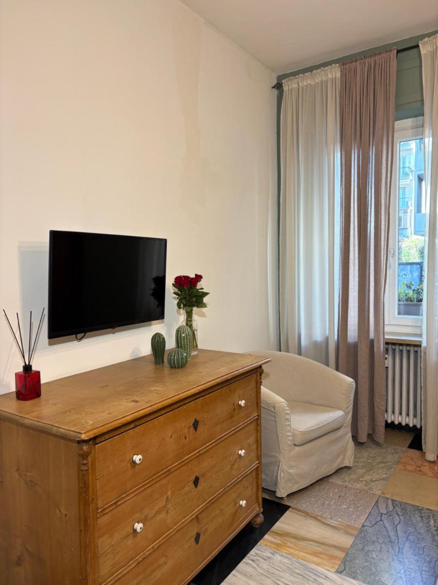 Delle Rose Rooms - Le Arche Verona - Housity