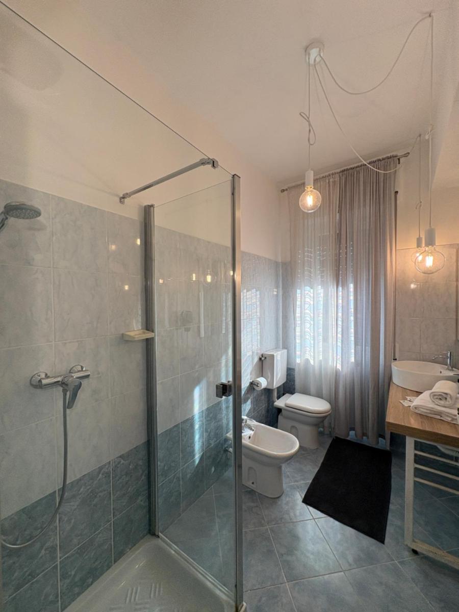 Delle Rose Rooms - Le Arche Verona - Housity